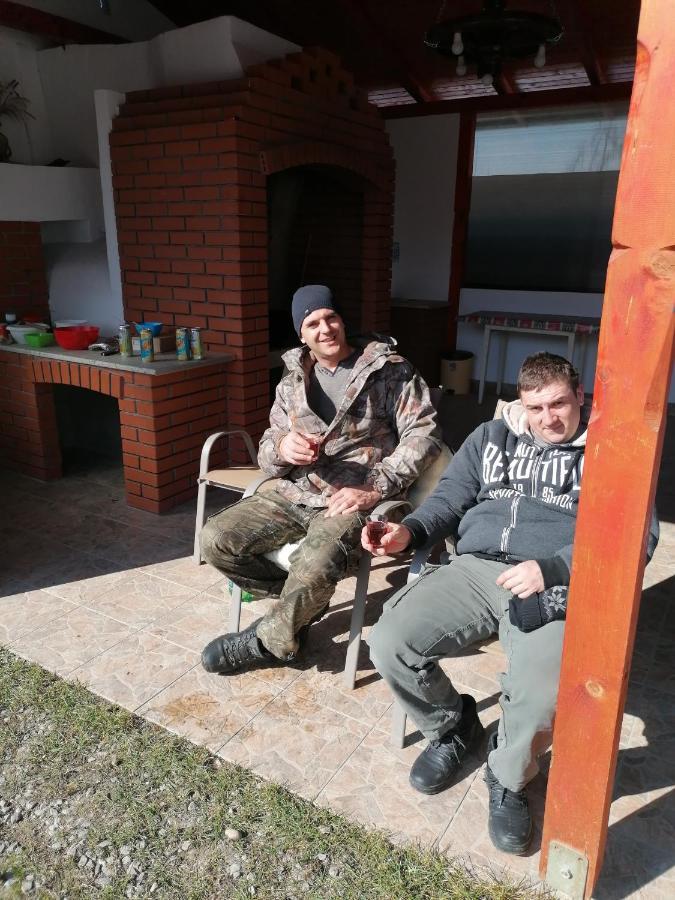 Pensiunea Fabian Vendeghaz Corund  Exterior photo